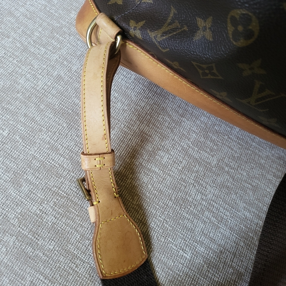 Louis Vuitton Montsouris Gm Backpack Authentic...w/ COA - Picture 7 of 16